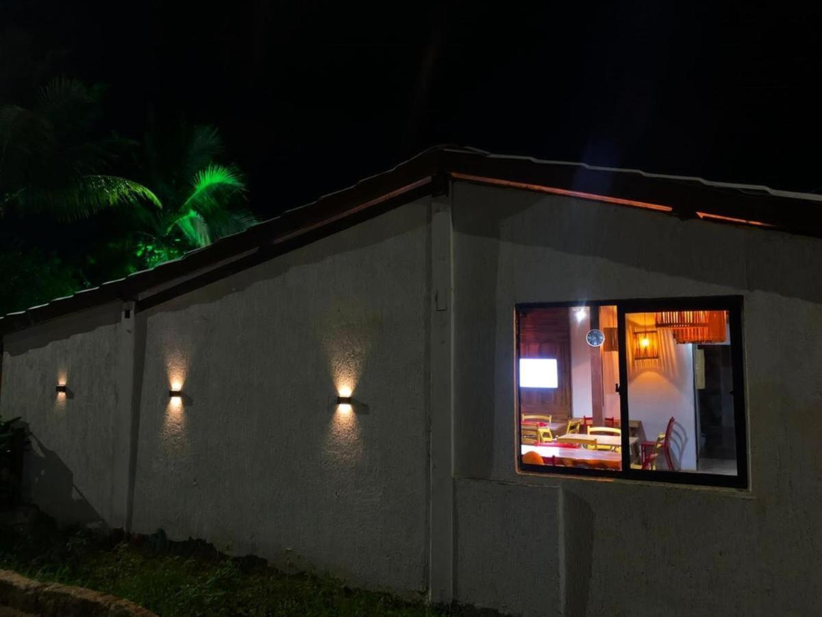 Апартаменти Boldro Surf House Фернанду-де-Нороння Екстер'єр фото